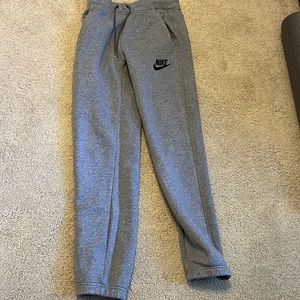 Nike Joggers With Pockets